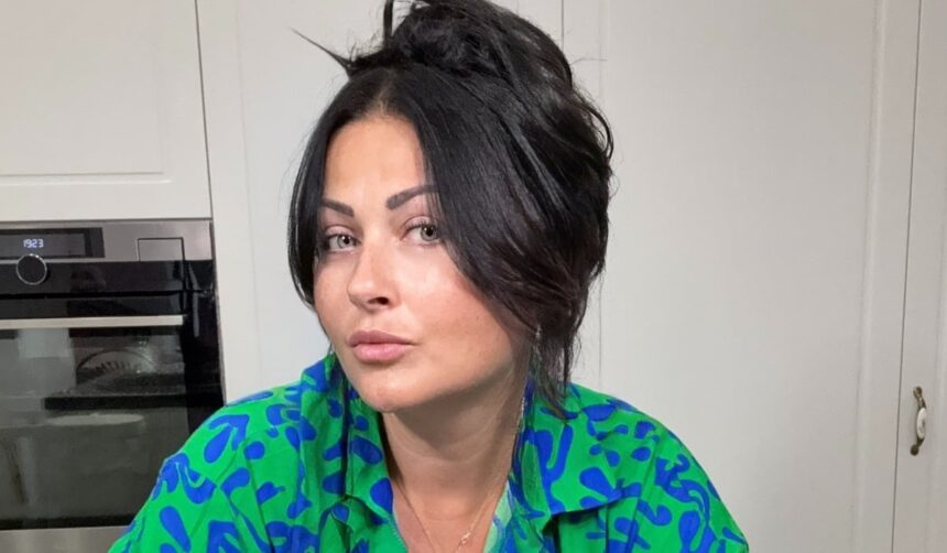 motivul pentru care gabriela cristea a renuntat la afacerea cu prajituri face cozonaci doar pentru familie 69d0b140b8a96