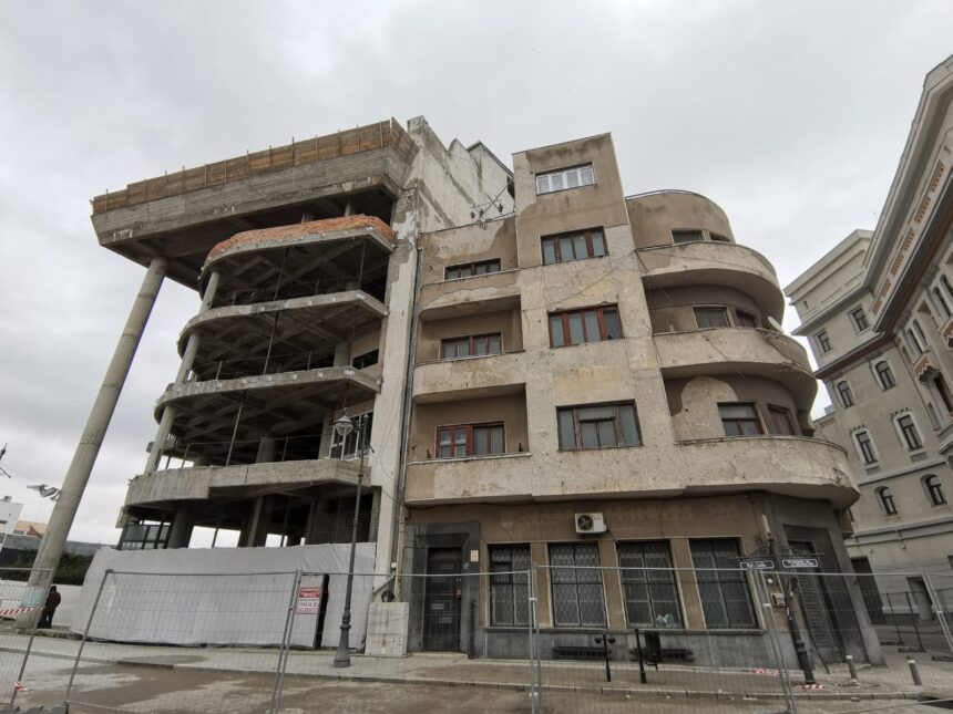 municipalitatea vecinul care decide acord pentru lucrari la blocul de 7 etaje din piata ovidiu 69f294415fc0c