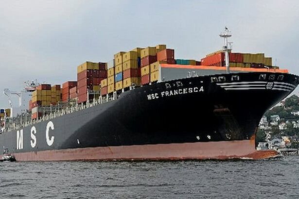 navigatori romani retinuti la bordul unei nave sechestrata de autoritatile iraniene vezi ce spune sln 69f3a0dc06dcb