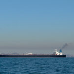 news alert poarta petrolului redeschisa reactia lui donald trump dupa ce iranul a anuntat ca relaxeaza accesul in stramtoarea ormuz 69e23ed161a95