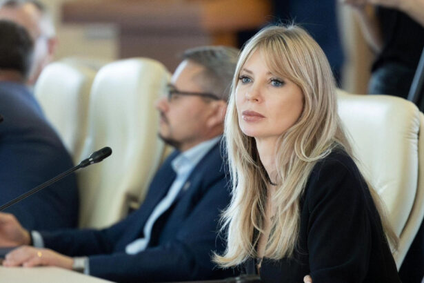 news alert senatoarea psd victoria stoiciu a demisionat din partid nu voi gira niciodata normalizarea fascismului 69f077e931258