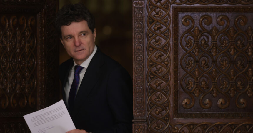 nicusor dan a atacat la ccr legea privind guvernanta corporativa a companiilor de stat ce motive invoca seful statului 69d67c03e8416