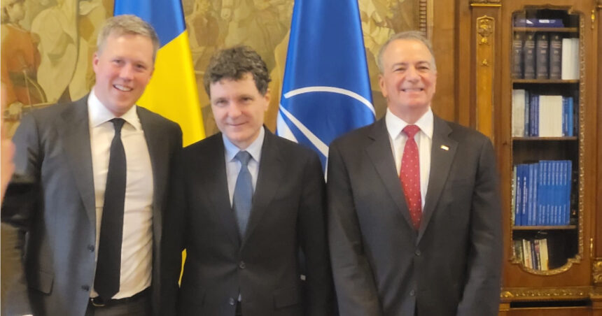 nicusor dan dupa discutia cu secretarul fortelor terestre ale sua romania ramane cel mai de incredere aliat la marea neagra 69efcc5474b55