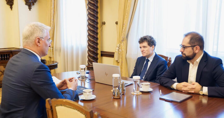 nicusor dan e esential ca orice s ar intampla in zona politica administratia sa lucreze pentru ca romania sa primeasca banii din pnrr 69e6413e013aa