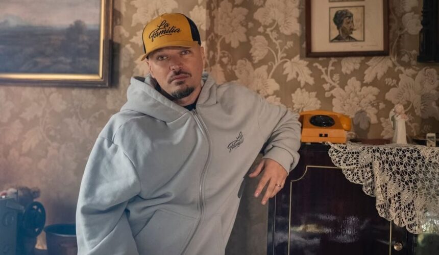 noi imagini cu puya la tara cum arata curtea si casa renovata costa foarte putin 69e3510dce344