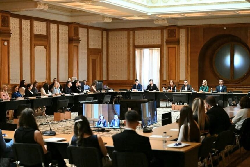 nu ne vindem tara psd a inceput in parlament operatiunea de oprire a vanzarii activelor statului de la companiile profitabile guvernul insista in minciuna 69f1bad700a9b