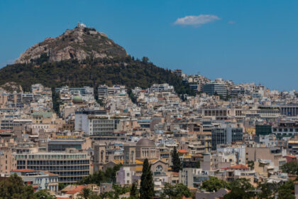 nu poate functiona ca si cum ar fi un hotel urias primarul atenei promite sa salveze capitala elena de turismul excesiv 69ecd4f77ba27