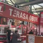 oana pellea ultragiata de un banner agatat la terasa obor cu imaginea tatalui ei un artist simbol national e folosit la vanzare de mici 69e3dd07d7430