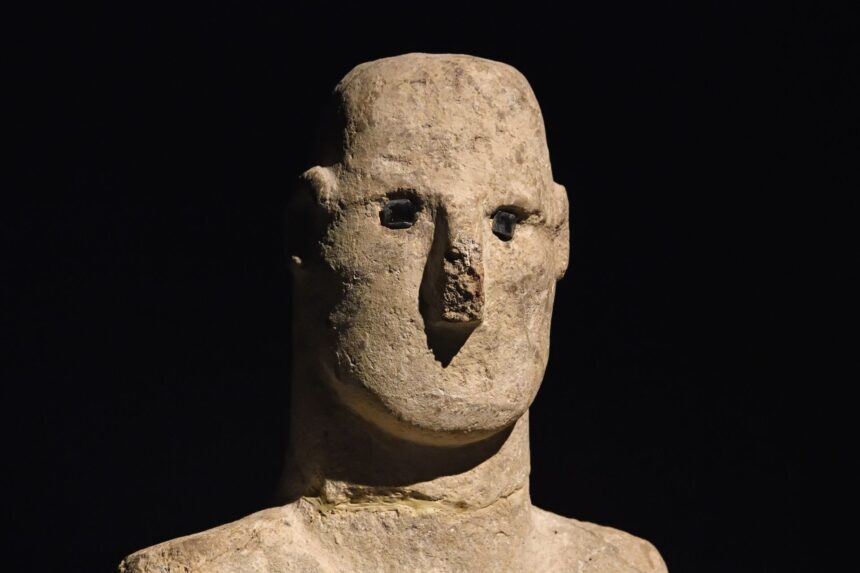 omul din urfa o statuie veche de 11 500 de ani reprezinta un barbat intr o pozitie nefireasca 69de4a826f1a0