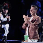 pavel bartos a apasat golden buzz pentru doi frati la romanii au talent eric si eduard au ridicat juriul in picioare 69d0c2cbae0da