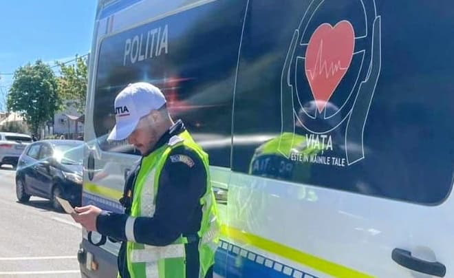 pietonii si biciclistii indisciplinati sanctionati de politistii ipj constanta au fost aplicate 184 de amenzi 69f1e6061a47b