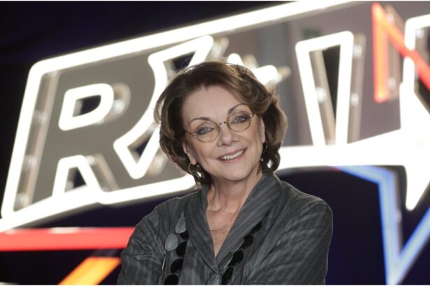 povestea fabuloasa a lui carmen tanase la debutul in teatru a urcat pe scena cu fata umflata dar a dat lovitura numai la emotii nu ma gandeam 69e2220fcbe8c