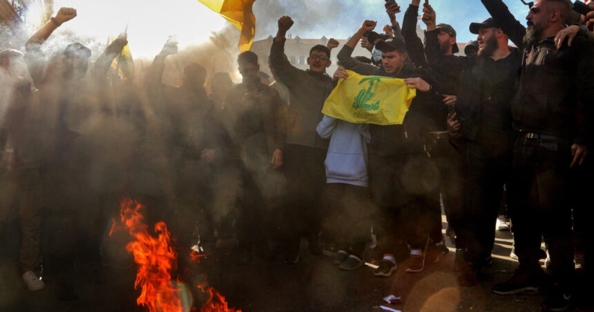 premierul libanez si a amanat vizita in sua in timp ce hezbollah critica intentia de negociere cu israelul atacuri aeriene in liban 69dab45380d6f