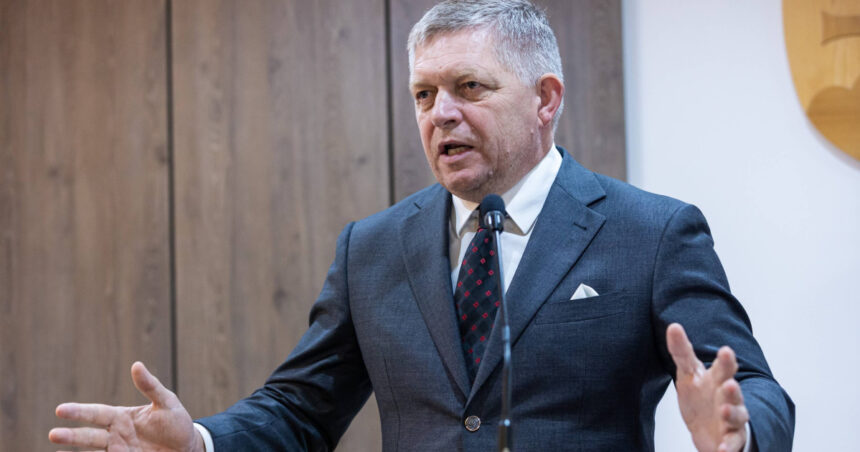 premierul slovac robert fico reactioneaza dupa alegerile din ungaria si ii promite o cooperare stransa lui peter magyar 69dc998465388