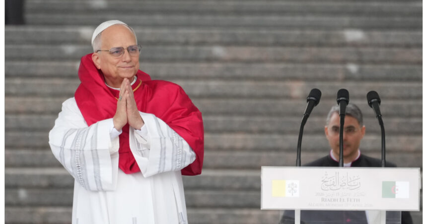 prima calatorie apostolica in africa papa leon al xiv lea a ajuns in algeria si va fi primit de presedintele tebboune 69dcd8cbf37ea