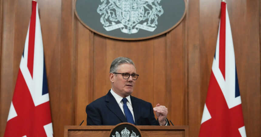 prima reactie a premierului britanic la declaratiile lui trump despre nato 69ccf55730fe3