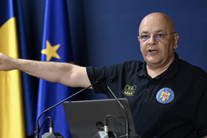 raed arafat prezinta documente dupa acuzatiile intr un dosar de contrabanda cu un elicopter smurd sunt nefondate si contradictorii 69ea32835bc1b