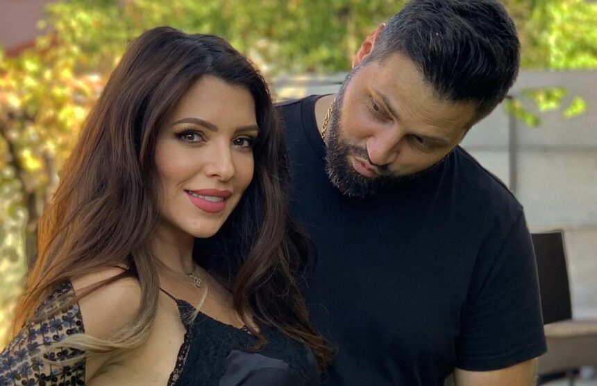 reactia celiei dupa ce a fost surprinsa cu sotul ei in aeroport la o luna de cand a anuntat despartirea de acesta nu stiu cum vom gestiona totul de acum 69e72fd32c321