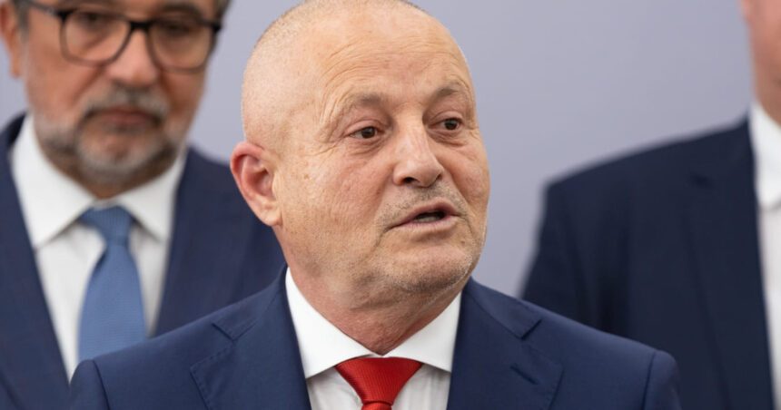 reactii dure in psd dupa ce un deputat social democrat de buzau a participat la sedinta pnl a avut toate functiile oferite pe tava 69e7aff68ff93