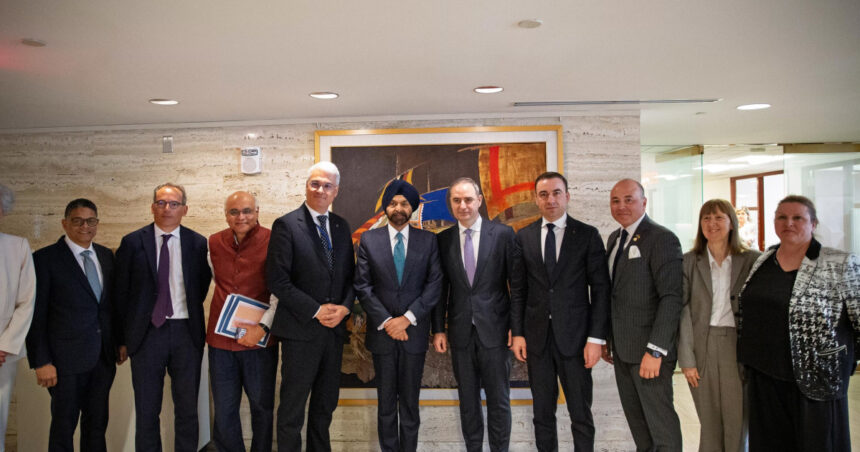 romania cauta investitii strategice la washington energia nucleara si infrastructura pe agenda bancii mondiale 69df7c41f0f8b