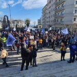 salariatii de la damen shipyards mangalia ies din nou in strada 69eb19a42a991