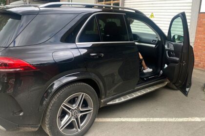 se intampla la constanta si a dus mercedesul la reparat si a ramas fara el 69e8895496481