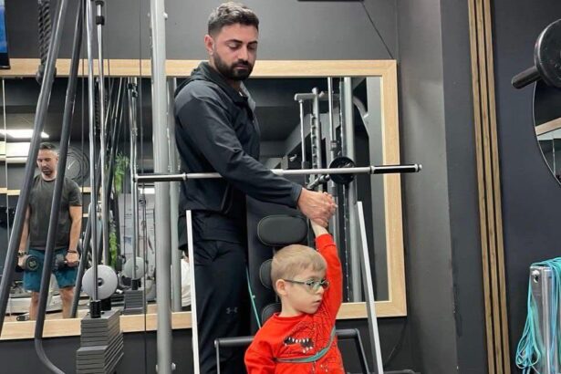 sedinte de miscare si recuperare oferite gratuit de antrenorul robert cercel pentru copiii cu dizabilitati 69e494ca462c6