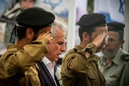 seful mossadului afirma ca agentia a patruns in miezul secretelor iranului si libanului si saluta operatiunile revolutionare 69f06754f04db