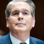 seful trezoreriei sua afirma ca blocada va obliga in curand iranul sa isi reduca productia de petrol 69f198e276205