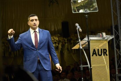 simion creste propaganda anti aur daca voi nu puteti conduce lasati ne pe noi 69f34b9cd4f76