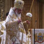 slujba de inviere 2026 la ce ora incepe si cand pot lua credinciosii lumina sfanta 69d9dab9c8d77