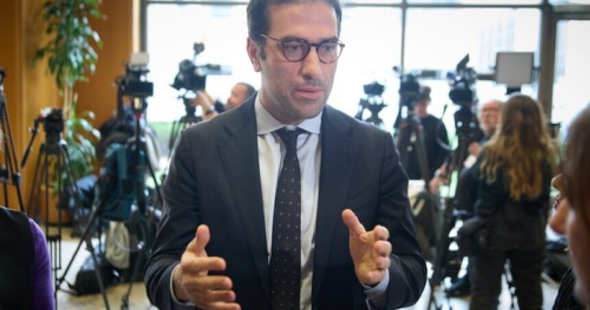 spania si alte patru tari europene cer comisiei europene un nou impozit pentru companiile energetice 69d10954323af