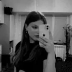 statul vrea bani de la tanara care si a ucis cu sange rece cea mai buna prietena 69ee8aaa754b0