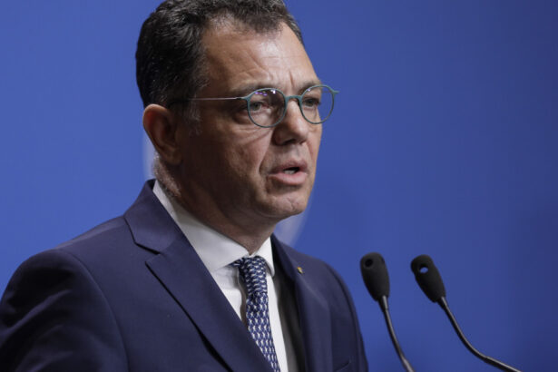 stefan radu oprea a demisionat din functia de secretar general al guvernului cine ii ia locul 69ef195954fc0