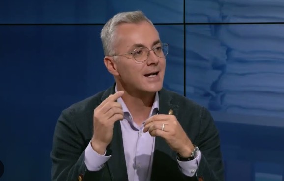 stelian ion usr psd nu doar ca a ramas acelasi dar a inceput sa copieze si metodele adversarului sau populist aur video 69ea2d7c21ccb