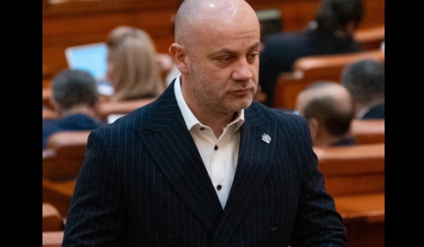 subventii legate de rezultate in integrarea tinerilor hristu aur propune cate 2 250 de lei timp de 12 luni pentru angajatorii care incadreaza absolventi pe durata nedeterminata 69d1129bac680