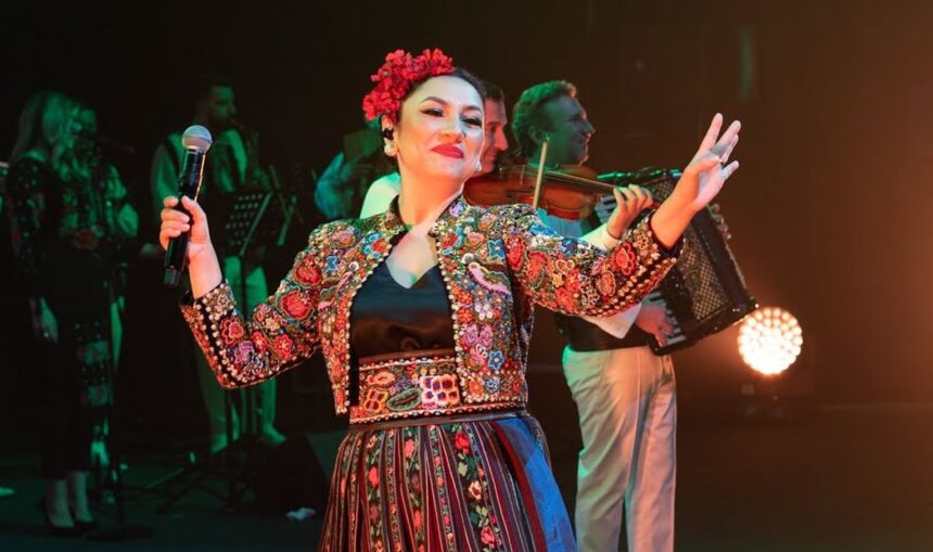 surpriza de care a avut parte andra in culisele concertului traditional 3 mostenirea unul dintre cele mai emotionante momente 69e728d30fee4