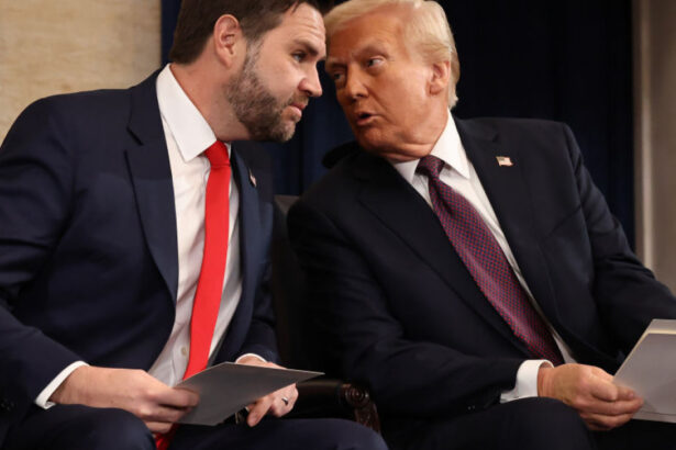 trump si vance dau semne ca au abandonat ucraina ce spune insa cel mai recent sondaj despre interesul americanilor pentru kiev 69dff3dc2e6fb