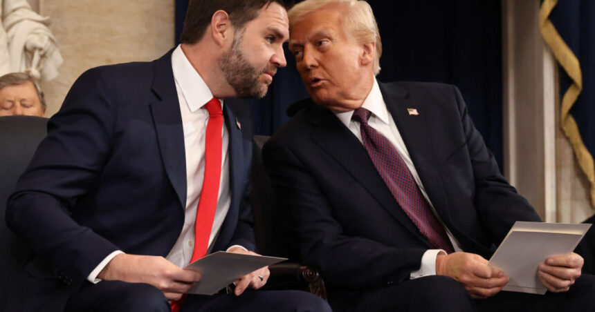 trump si vance dau semne ca au abandonat ucraina ce spune insa cel mai recent sondaj despre interesul americanilor pentru kiev 69dff3dc2e6fb