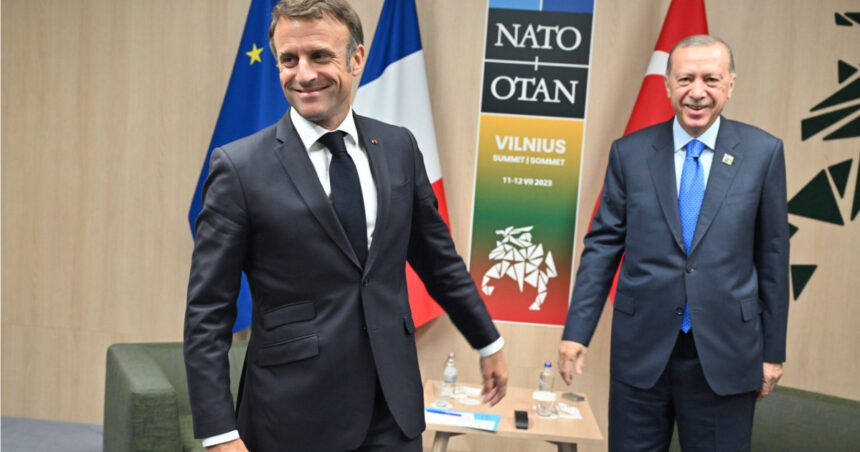 tur diplomatic in perioada summitului b9 macron si erdogan vor fi primiti la cotroceni iar nicusor dan ar putea merge la kiev 69d3a21170aa8