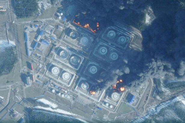 ucraina loveste rusia acolo unde o doare stergand intr o saptamana un profit de 1 miliard de dolari din petrol 69d5df061f18a