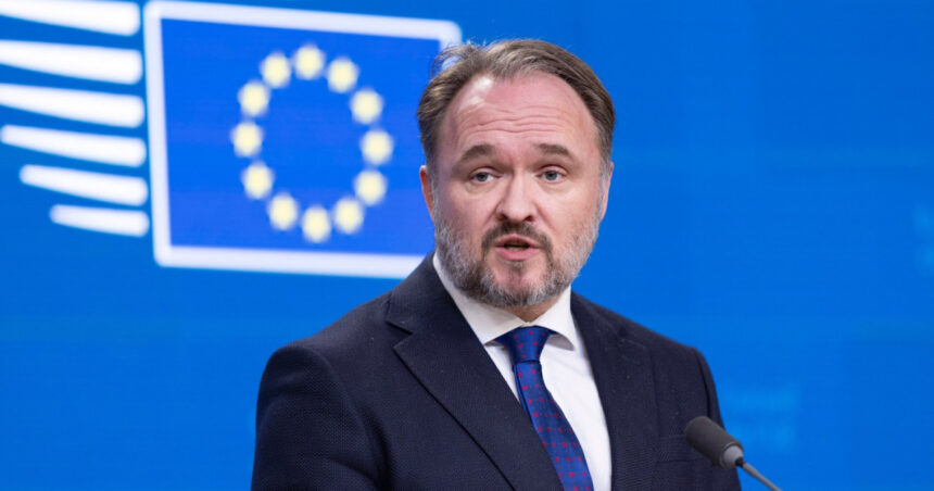 ue cere statelor membre sa nu adopte masuri ample pentru a compensa preturile carburantilor ar putea duce la o criza fiscala 69d4124f3006d