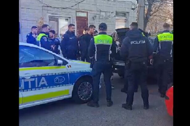 un barbat a fost taiat pe fata in plina strada la constanta autorii au fugit cu o masina 69f231d1c6cca