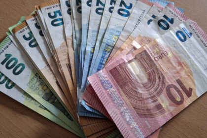 ungaria ar putea trece la euro pana in 2030 69e27a2ba8891