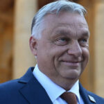 ungaria viktor orban a anuntat ca renunta la mandatul de parlamentar dar ramane in fruntea fidesz daca partidul are incredere in el 69ecff244ef25