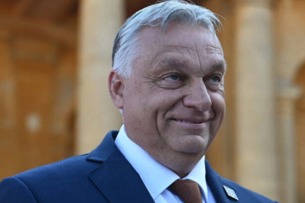 ungaria viktor orban a anuntat ca renunta la mandatul de parlamentar dar ramane in fruntea fidesz daca partidul are incredere in el 69ecff244ef25