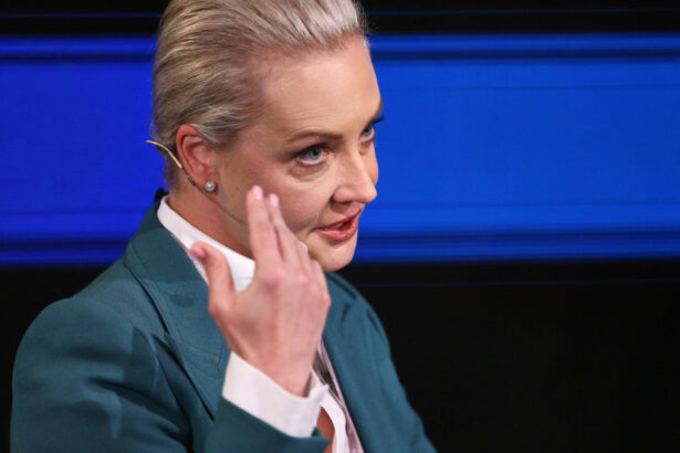 vaduva lui aleksei navalnii despre vladimir putin abia astept sa l vad in fata instantei se comporta ca un tar si face tot ce vrea 69ed09b43509b