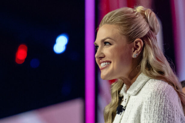 vaduva lui charlie kirk s a retras in ultimul moment de la un eveniment la care participa si jd vance nu va putem garanta siguranta 69dffdf40d956