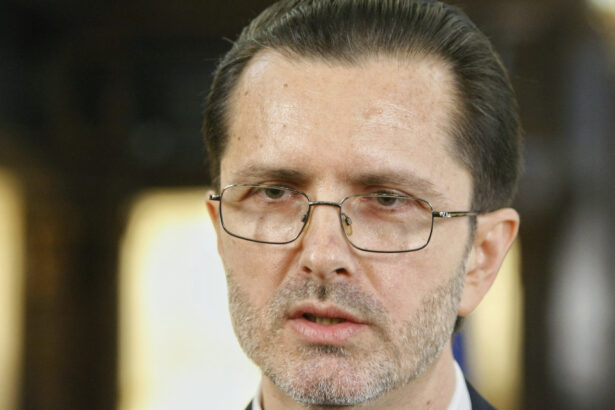 vasile banescu despre afirmatia lui george simion cu privire la nicusor dan indica vidul moral si barbaria unei minti needucate 69ebcc78bc1b4