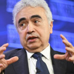 vaza este sparta criza petrolului schimba definitiv industria combustibililor fosili avertizeaza seful aie 69eedfa89ca3e